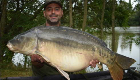 A 49 lb 15 oz carp from Villefond, Dorian, Aug 2018