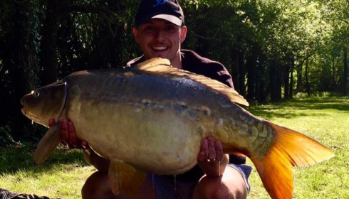 A 34 lb carp from Villefond, Apr 2017