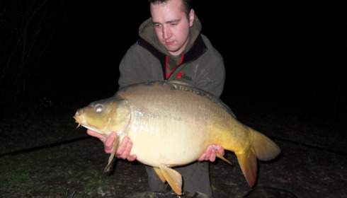 A 26 lb carp from Villefond, Apr 2013