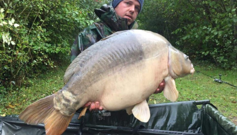 A 42 lb 1 oz carp from Villefond, Son of Max, Sep 2015
