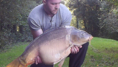 A 37 lb 10 oz carp from Villefond, A fish called Nemo because of his small fin, Oct 2012