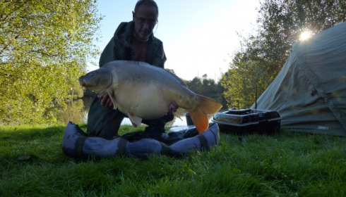 A 44 lb carp from Villefond, Oct 2013