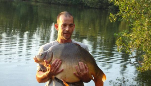 A 36 lb carp from Villefond, Jun 2009