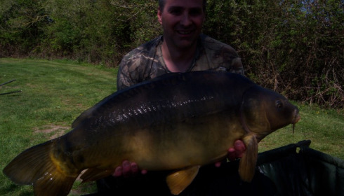 A 40 lb 5 oz carp from Villefond, Apr 2014