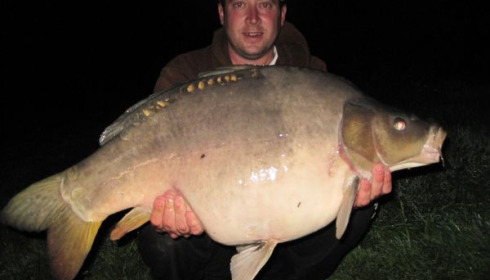 A 24 lb 2 oz carp from Villefond, Apr 2011