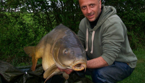 A 47 lb 4 oz carp from Villefond, Bennetts the fish, May 2015