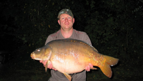 A 32 lb 3 oz carp from Villefond, Sep 2013