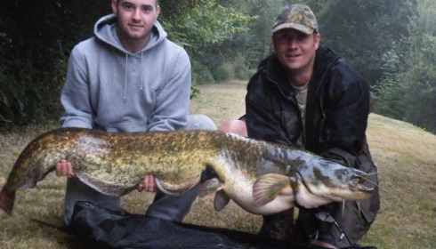 A 60 lb catfish from Villefond, Dan, Aug 2010