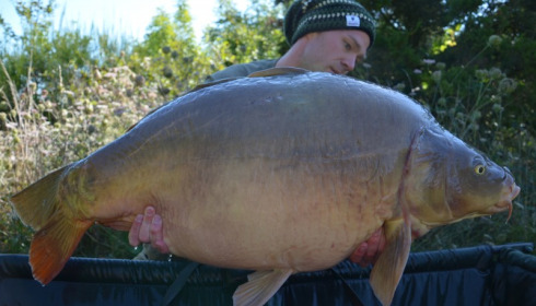 A 44 lb 2 oz carp from Villefond, Aug 2014