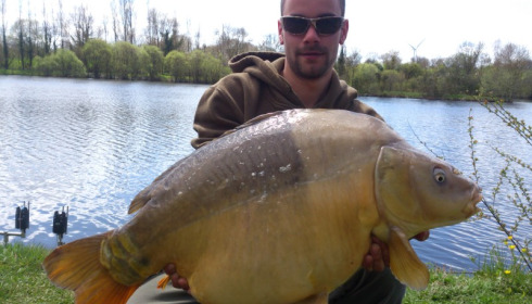 A 42 lb 12 oz carp from Villefond, Son of Max the fish, Apr 2013