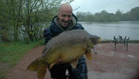 A 37 lb 4 oz carp from Villefond, Apr 2013