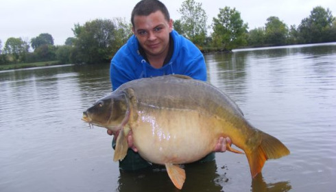 A 40 lb 14 oz carp from Villefond, Oct 2010