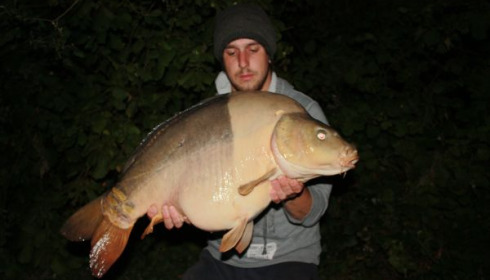 A 30 lb 12 oz carp from Villefond, Jul 2011