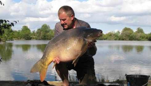 A 37 lb 3 oz carp from Villefond, Paul Cooper, Sep 2010