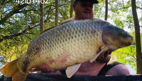 A 42 lb 14 oz carp from Villefond, Sep 2019