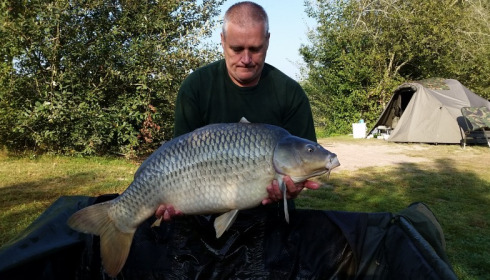 A 31 lb carp from Villefond, Sep 2014