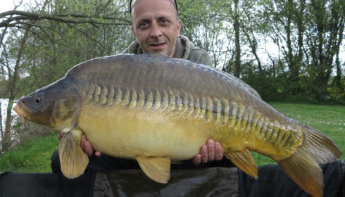 A 26 lb 12 oz carp from Villefond, Apr 2014