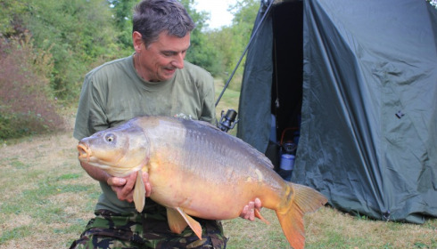 A 43 lb 4 oz carp from Villefond, The long two tone fish spawned out, Sep 2013
