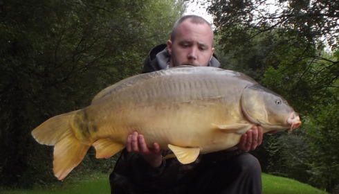A 33 lb carp from Villefond, Oct 2012