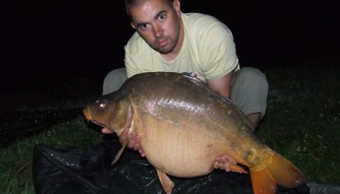 A 30 lb 1 oz carp from Villefond, Jul 2010