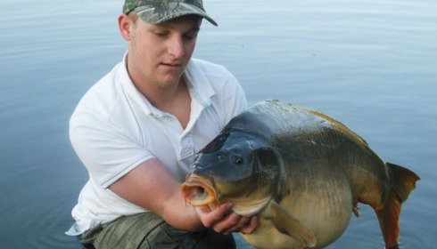 A 33 lb 10 oz carp from Villefond, May 2010