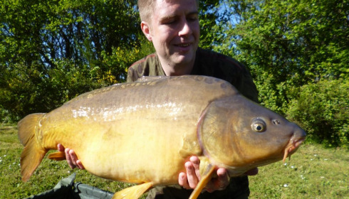 A 34 lb 8 oz carp from Villefond, Apr 2014