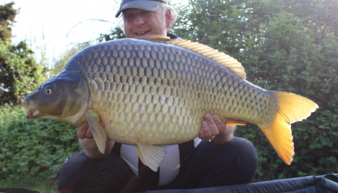 A 28 lb carp from Villefond, Apr 2017