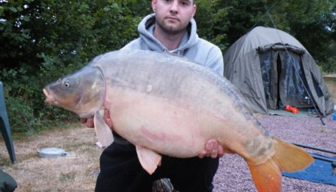 A 31 lb carp from Villefond, Aug 2010