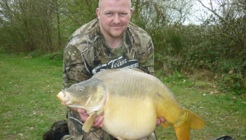 A 34 lb 10 oz carp from Villefond, Mar 2011