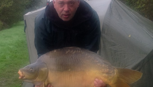 A 45 lb 4 oz carp from Villefond, Measles the fish, Oct 2012
