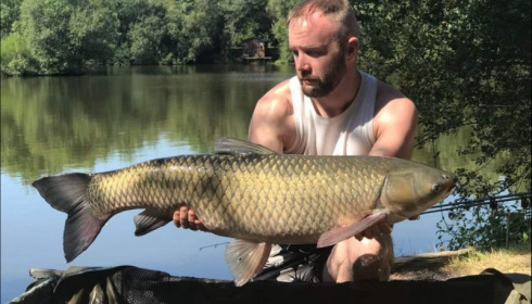 A 27 lb 8 oz grass carp from Villefond, Mark lambert , Aug 2018