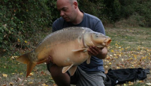 A 38 lb 14 oz carp from Villefond, Sep 2010
