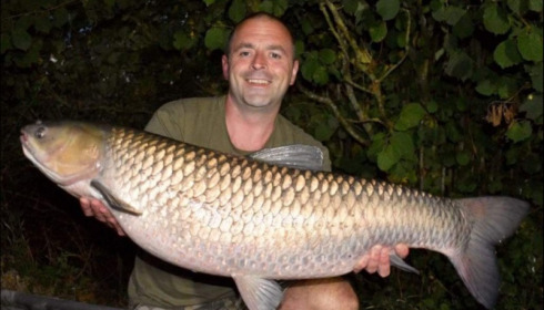 A 34 lb 1 oz grass carp from Villefond, Sep 2018