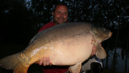 A 40 lb 3 oz carp from Villefond, Oct 2011
