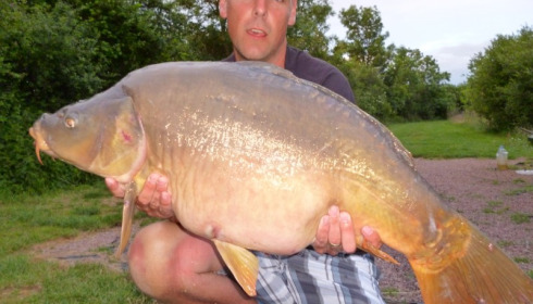 A 34 lb 5 oz carp from Villefond, Jun 2012