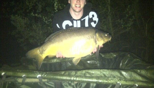 A 33 lb carp from Villefond, Apr 2013
