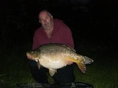 A 32 lb carp from Villefond, May 2009