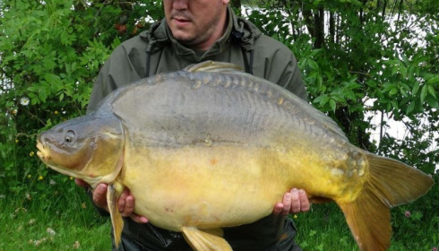 A 48 lb 8 oz carp from Villefond, Lee Brown, May 2016