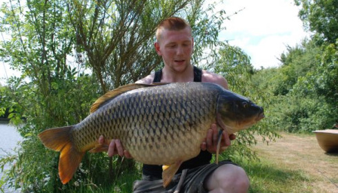 A 32 lb 14 oz carp from Villefond, May 2011