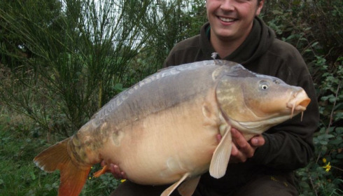 A 40 lb 2 oz carp from Villefond, Oct 2011