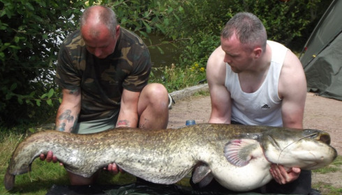 A 75 lb 4 oz catfish from Villefond, Mark Lambert with Dan the catfish, Jul 2012