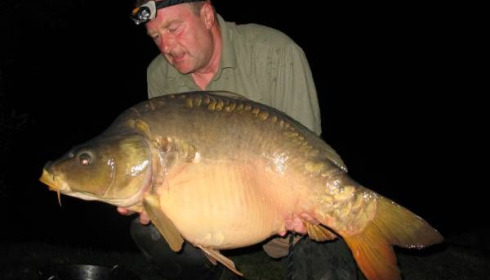 A 34 lb 1 oz carp from Villefond, Sep 2010