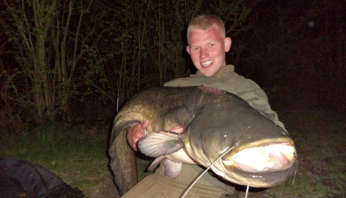 A 77 lb 7 oz catfish from Villefond, Dan the cat, Apr 2013