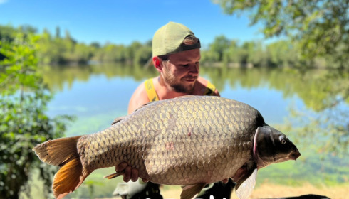 A 27 lb 7 oz carp from Villefond, Tony Wickins, Aug 2022