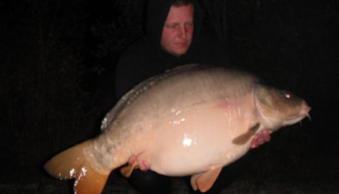 A 36 lb 4 oz carp from Villefond, Oct 2010