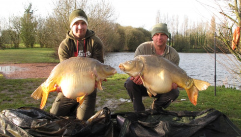 A 51 lb 8 oz carp from Villefond, A 43lb and Bennetts on the left at 51.8, Apr 2013