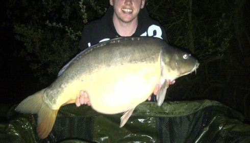 A 43 lb 15 oz carp from Villefond, Apr 2013