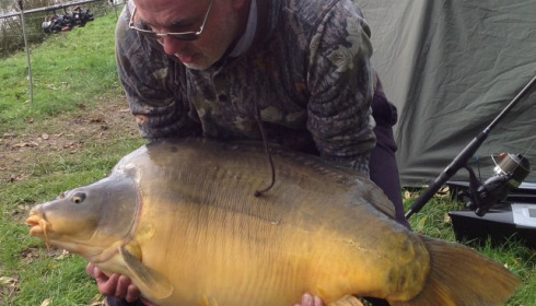 A 52 lb 10 oz carp from Villefond, Arnold the fish, Oct 2012