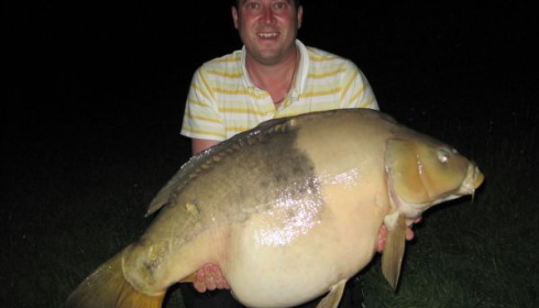 A 44 lb 13 oz carp from Villefond, Max, Apr 2011