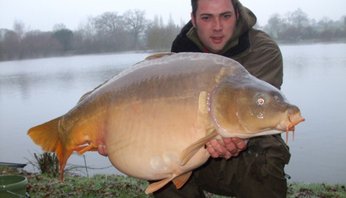 A 44 lb 10 oz carp from Villefond, gavin rose, Jan 2012